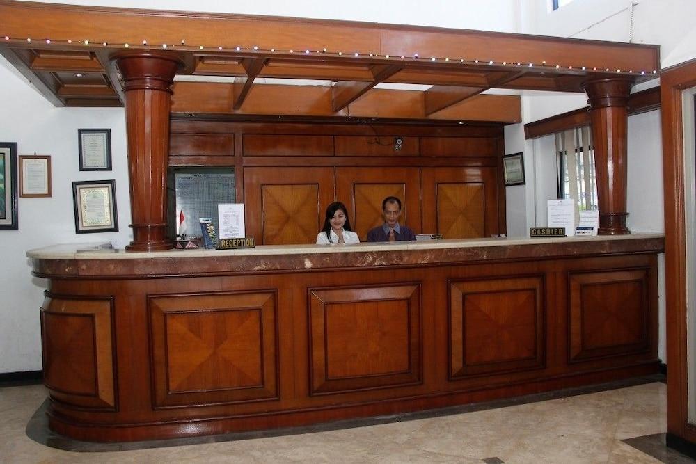 Hotel Parama Puncak Exterior foto