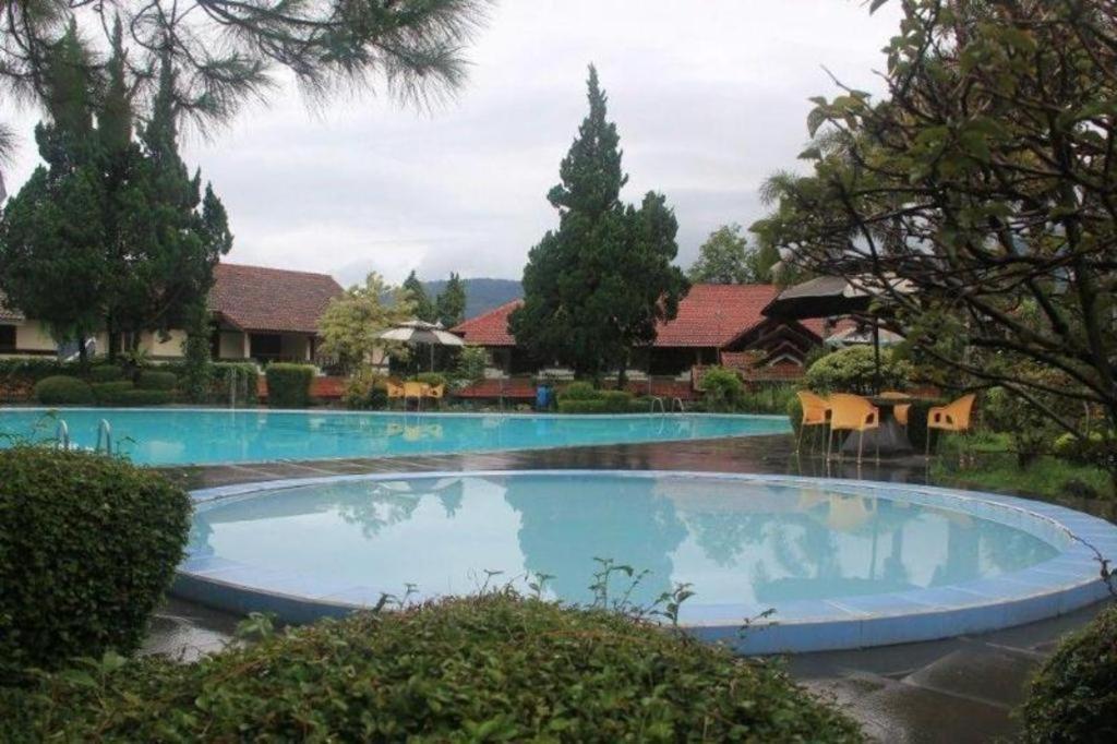 Hotel Parama Puncak Exterior foto